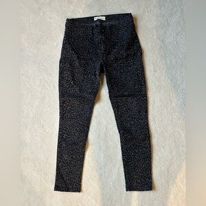 GAP Charcoal Leopard Print Leggings
